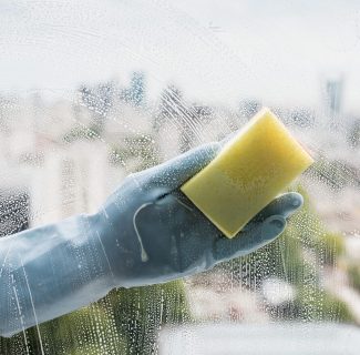 window-cleaning-concept